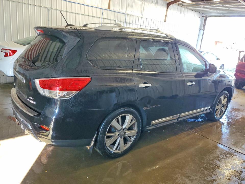 Photo 3 from auction – 2015 NISSAN PATHFINDER with VIN 5N1AR2MM5FC683464