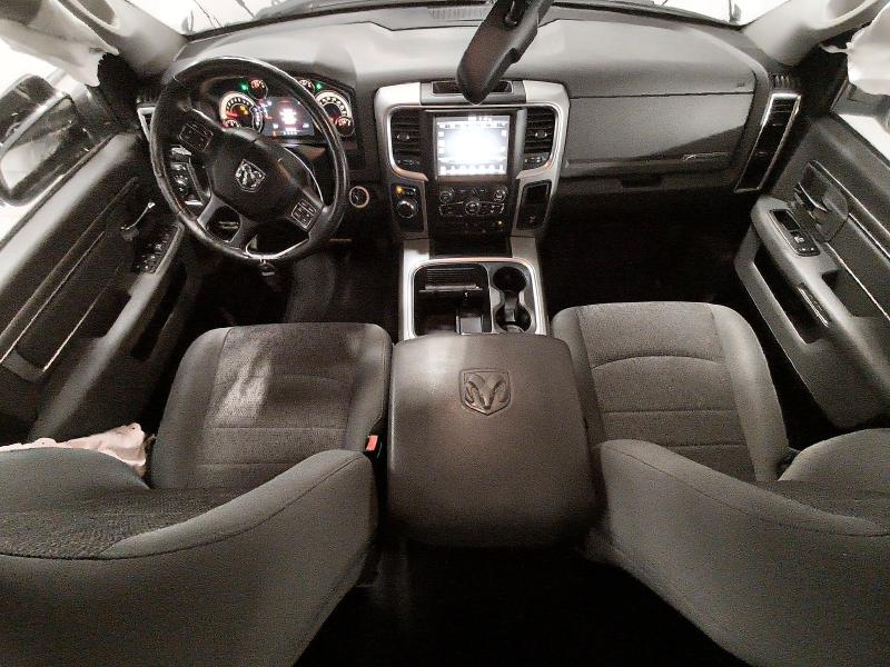Photo 8 from auction – 2017 RAM 1500 with VIN 3C6RR6LT8HG563589