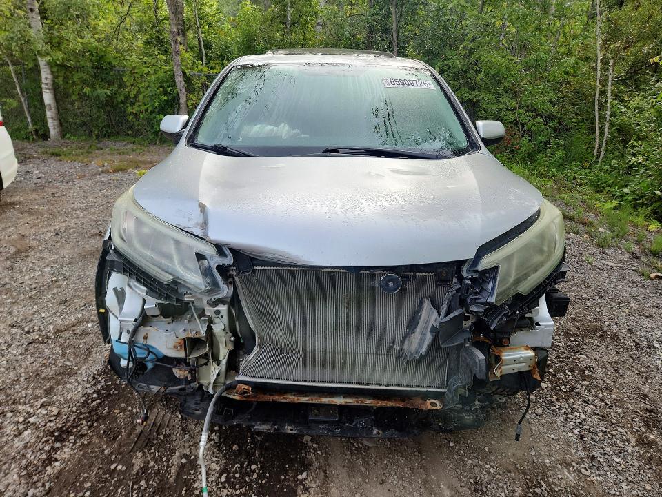 Photo 5 from auction – 2016 HONDA CR-V with VIN 2HKRM4H78GH128276