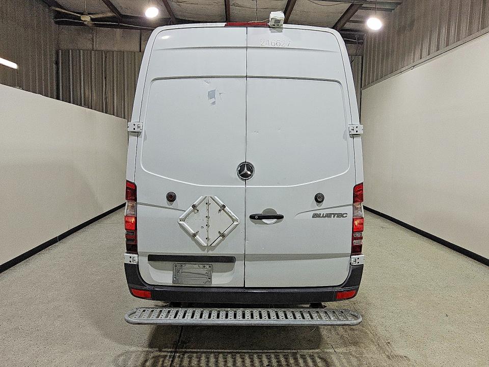 Photo 6 from auction – 2012 MERCEDES-BENZ SPRINTER with VIN WD3PE8CB3C5612268