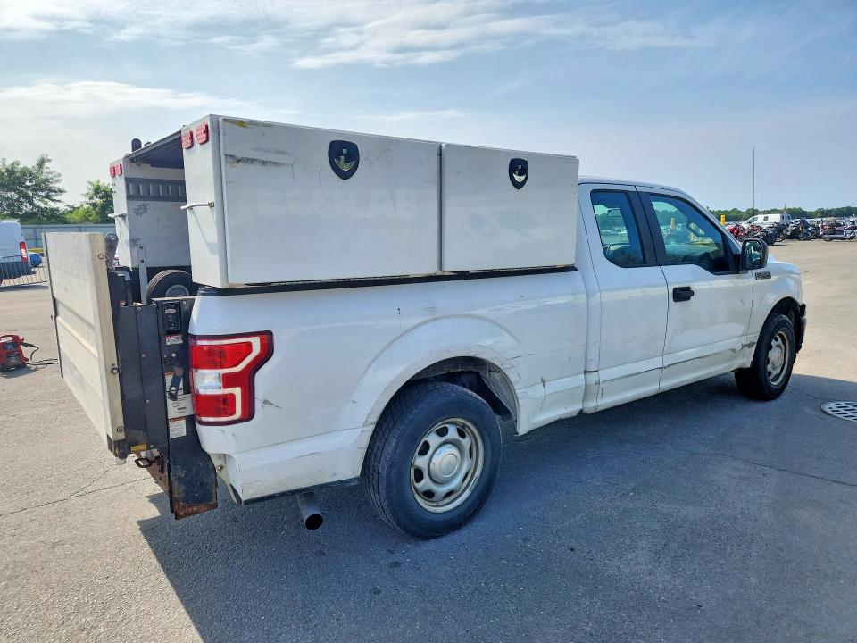 Photo 3 from auction – 2018 FORD F150 with VIN 1FTEX1C56JKF15847
