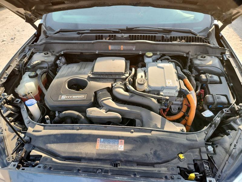 Photo 11 from auction – 2020 FORD FUSION with VIN 3FA6P0LU7LR151058