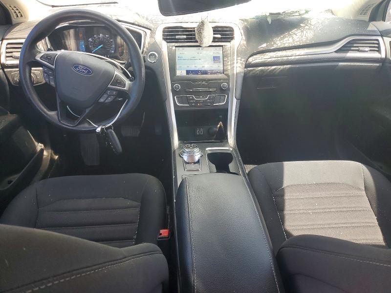 Photo 8 from auction – 2019 FORD FUSION with VIN 3FA6P0HD7KR209421