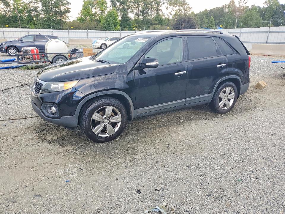 KIA SORENTO 2012 with VIN 5XYKU4A6XCG253056 - Photo from auction