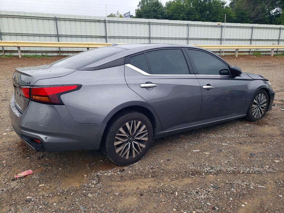Photo 3 from auction – 2024 NISSAN ALTIMA with VIN 1N4BL4DVXRN362839