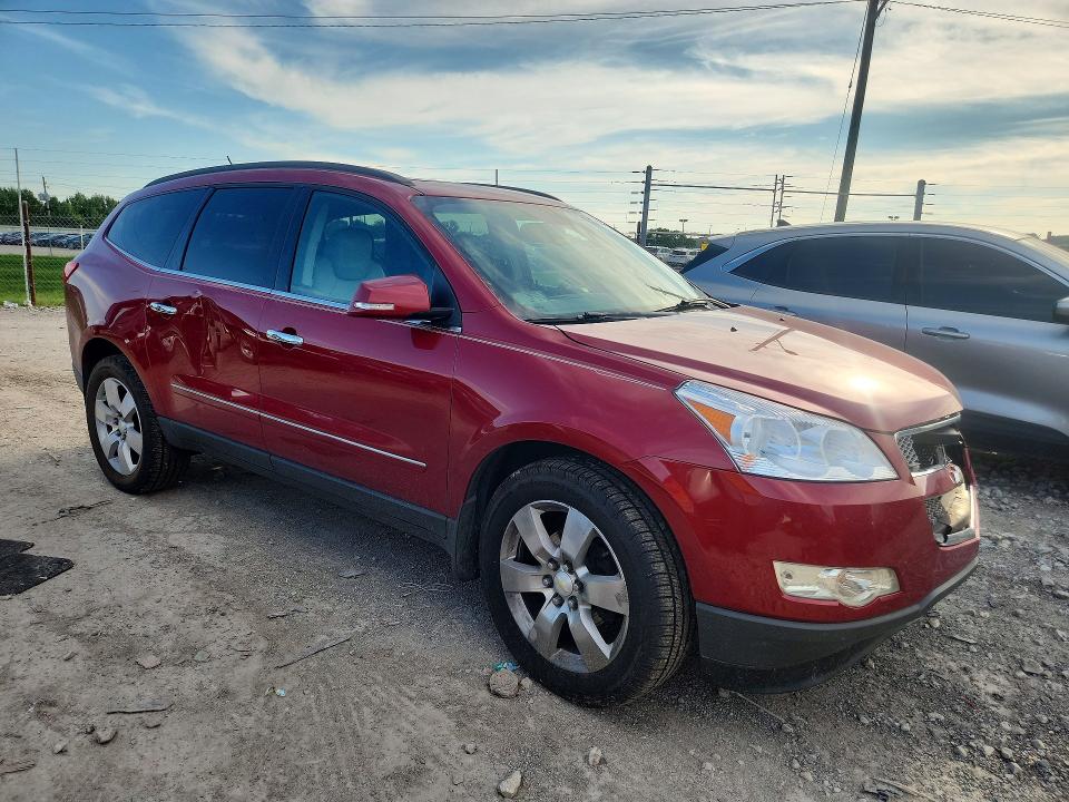 Снимка 4 от търг – 2012 CHEVROLET TRAVERSE с VIN 1GNKVLED8CJ143159
