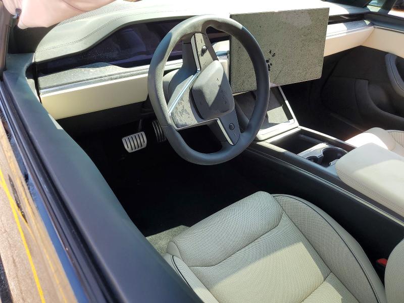 Photo 8 from auction – 2023 TESLA MODEL S with VIN 5YJSA1E6XPF522008