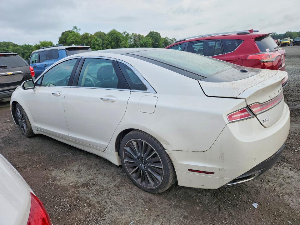 Photo 2 from auction – 2015 LINCOLN MKZ with VIN 3LN6L2JK0FR617626