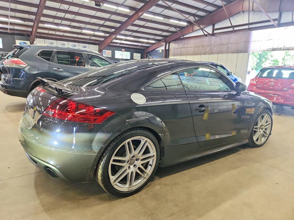 Photo 3 from auction – 2011 AUDI TT with VIN TRUBFAFK1B1018483