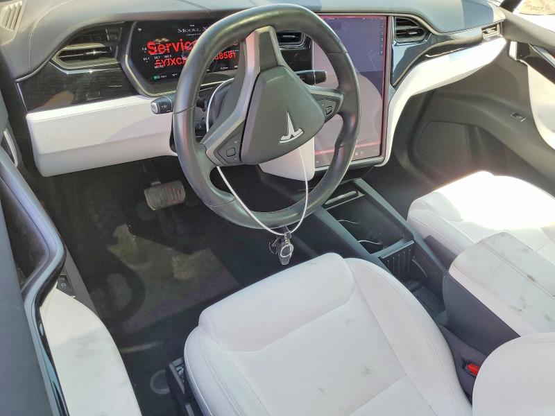 Photo 8 from auction – 2020 TESLA MODEL X with VIN 5YJXCAE21LF238581