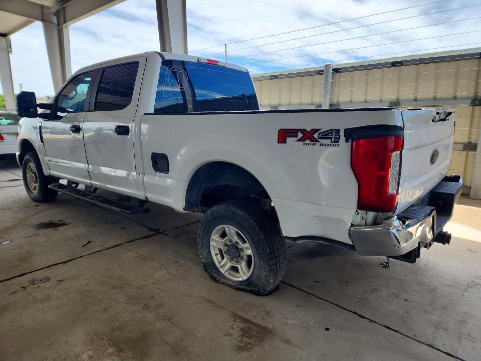 Photo 2 from auction – 2017 FORD F250 with VIN 1FT7W2BT1HEC96418