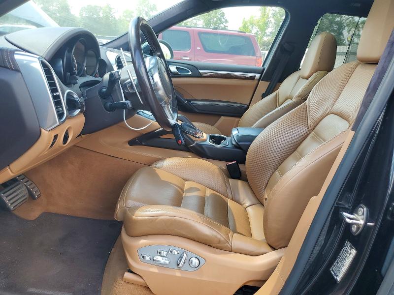 Photo 7 from auction – 2011 PORSCHE CAYENNE with VIN WP1AC2A21BLA88273