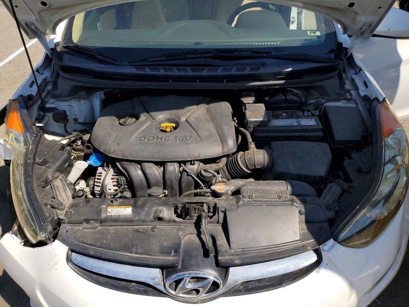 Photo 11 from auction – 2012 HYUNDAI ELANTRA with VIN 5NPDH4AE5CH103756