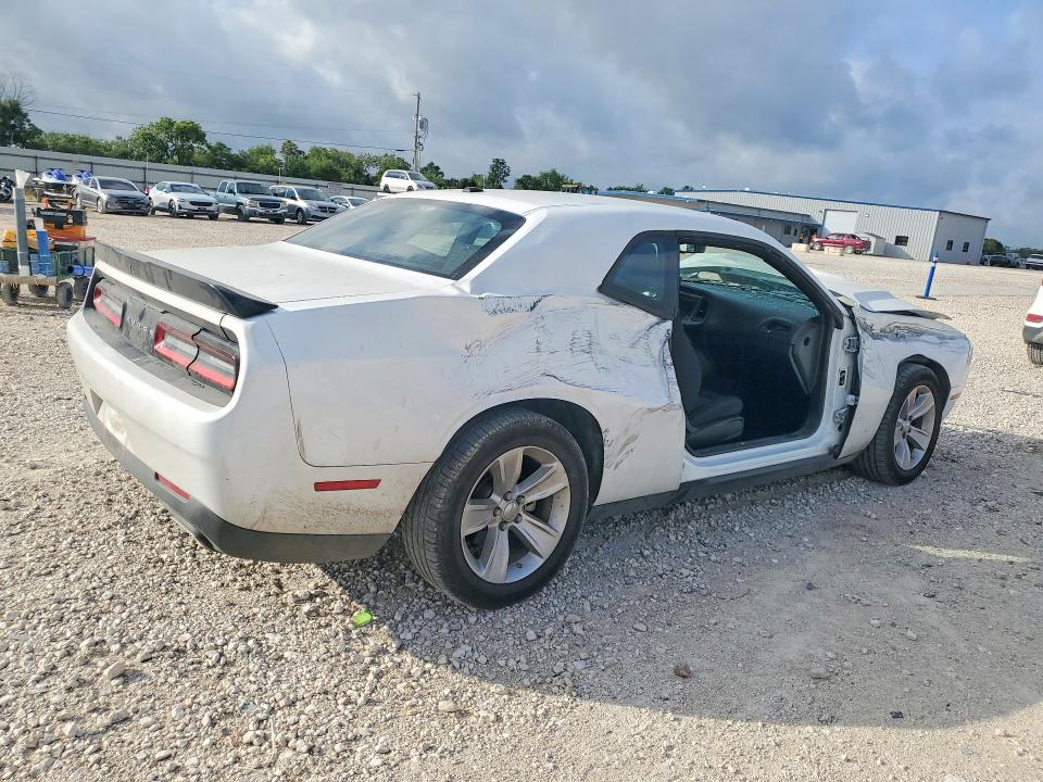 Photo 3 from auction – 2023 DODGE CHALLENGER with VIN 2C3CDZAG0PH507332