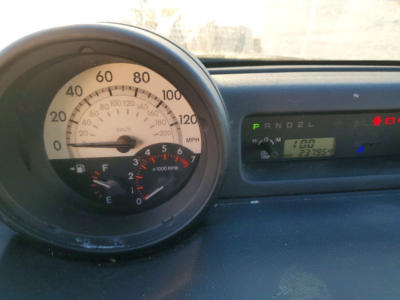 Photo 9 from auction – 2006 SCION XB with VIN JTLKT324364075198