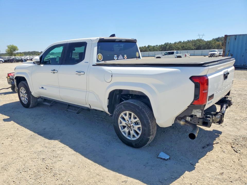 Photo 2 from auction – 2025 TOYOTA TACOMA with VIN 3TMLB5JNXSM186001