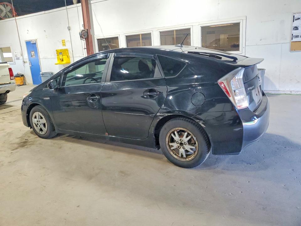 Photo 2 from auction – 2010 TOYOTA PRIUS with VIN JTDKN3DU0A0042744