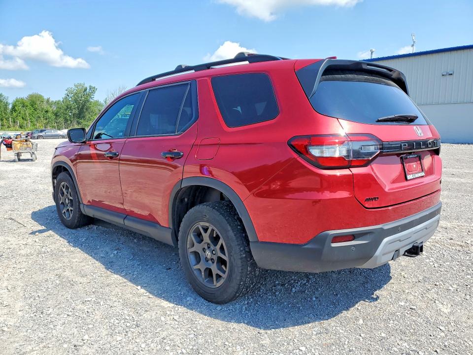 Photo 2 from auction – 2023 HONDA PILOT with VIN 5FNYG1H66PB032380