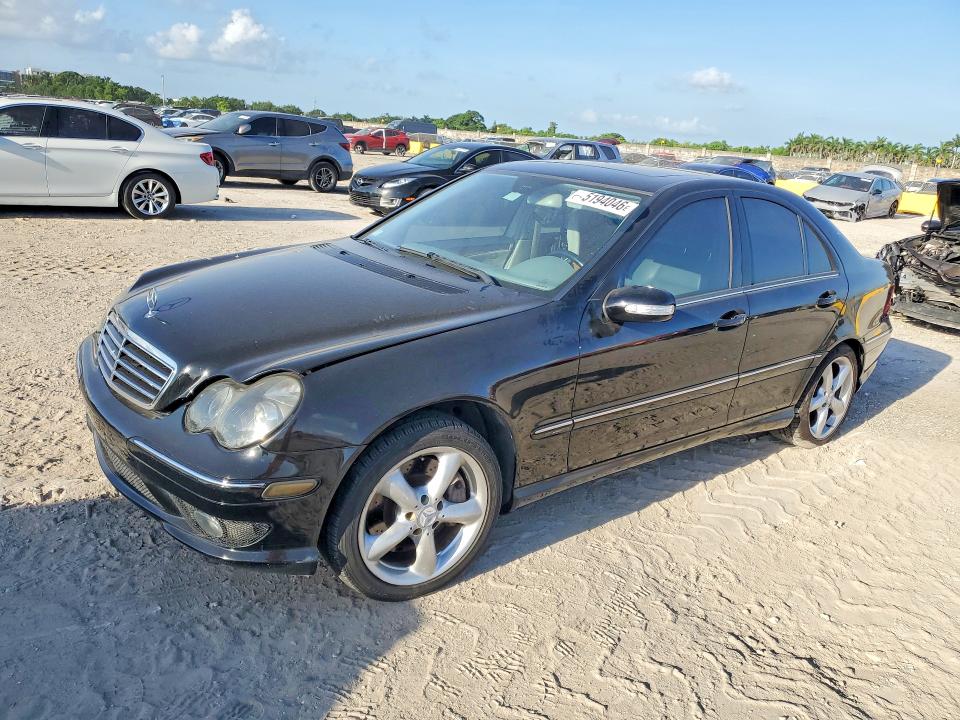 Photo 1 from auction – 2005 MERCEDES-BENZ C with VIN WDBRF40J05F654828
