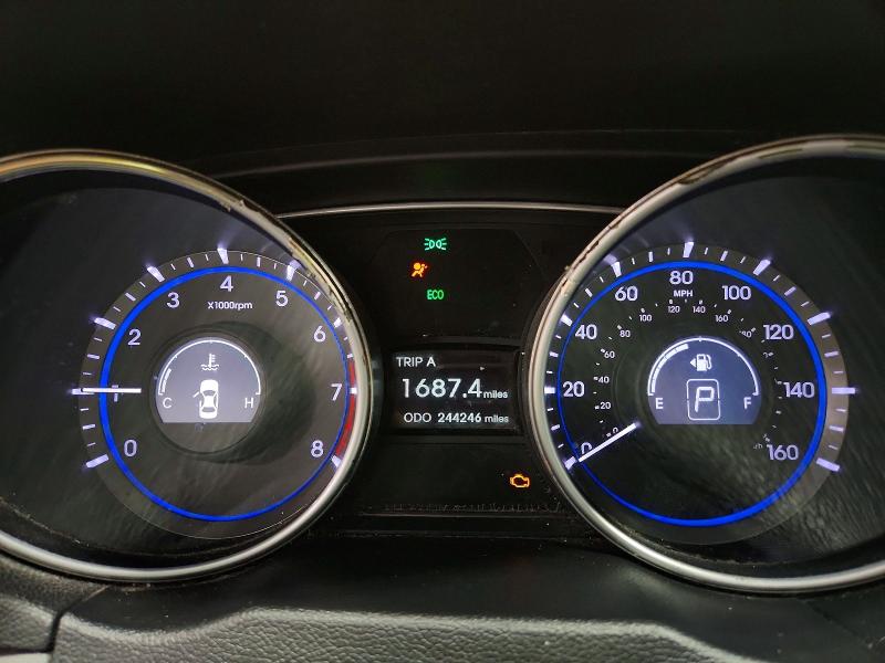 Photo 9 from auction – 2011 HYUNDAI SONATA with VIN 5NPEB4AC8BH188658
