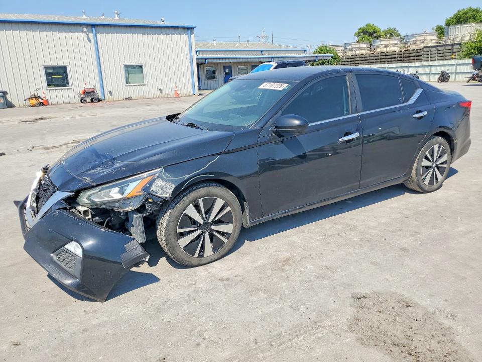 NISSAN ALTIMA 2021 with VIN 1N4BL4DV7MN335137 - Photo from auction