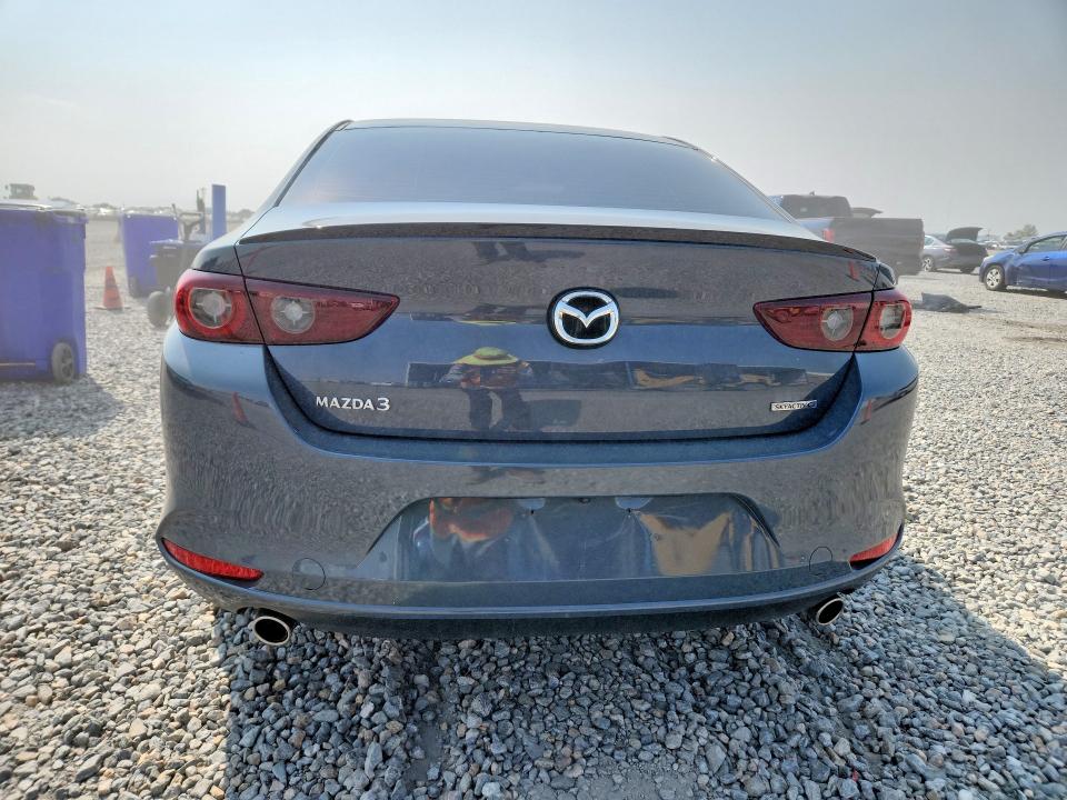 Photo 6 from auction – 2023 MAZDA 3 with VIN 3MZBPACM7PM368267
