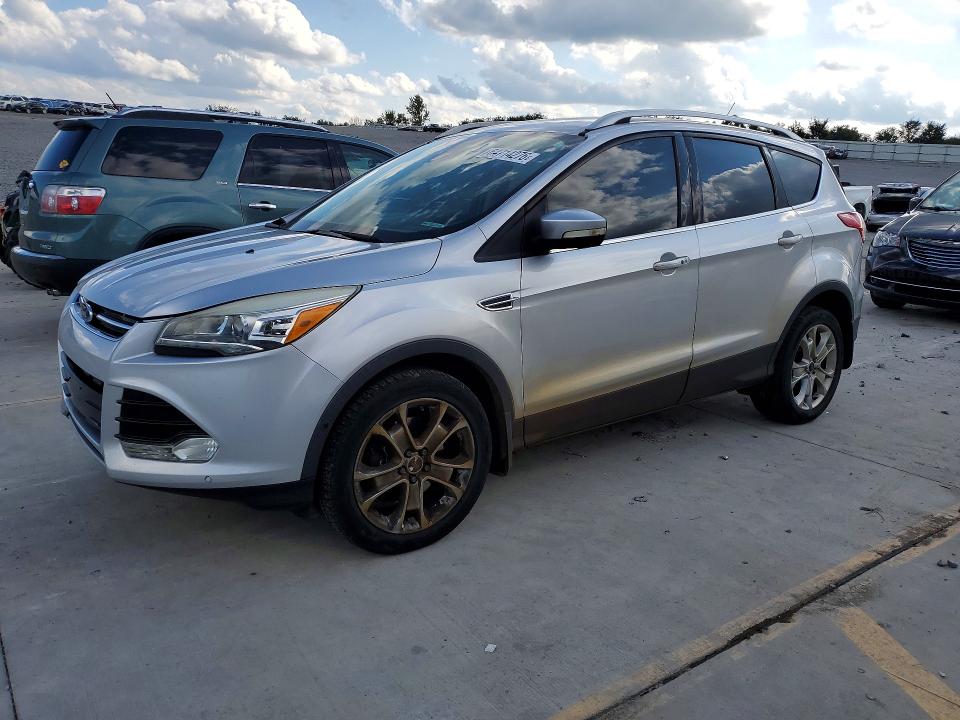 FORD ESCAPE 2015 with VIN 1FMCU9J98FUA89607 - Photo from auction