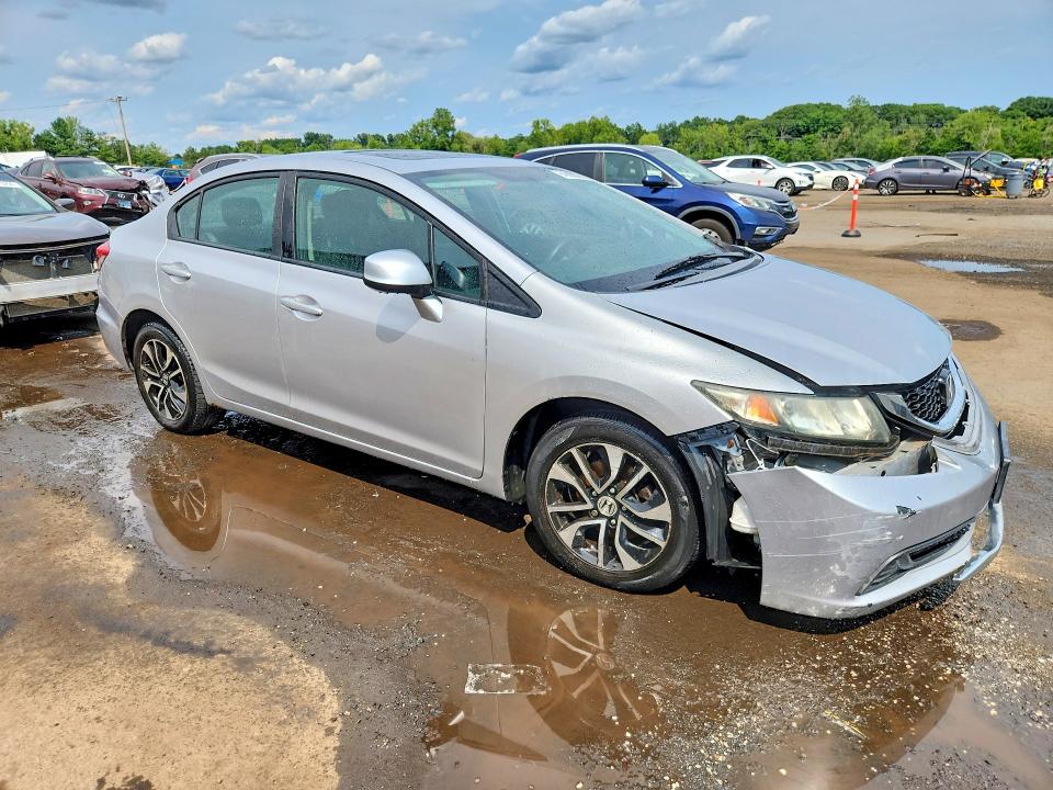 Photo 4 from auction – 2013 HONDA CIVIC with VIN 19XFB2F82DE212912