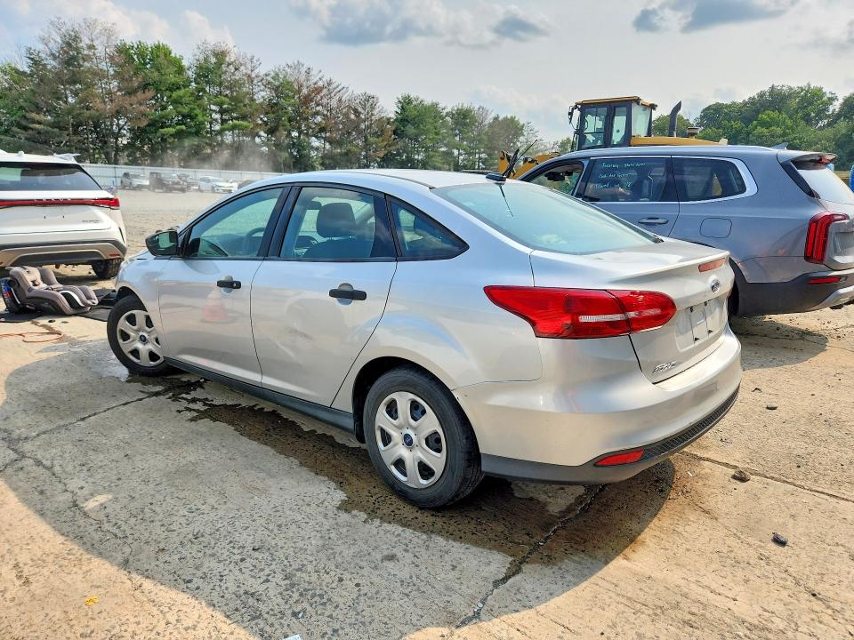 Photo 2 from auction – 2017 FORD FOCUS with VIN 1FADP3E26HL335675