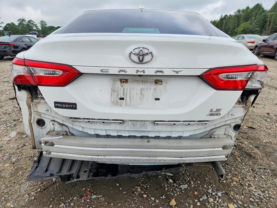 Photo 6 from auction – 2020 TOYOTA CAMRY with VIN 4T1C11BK5LU018095