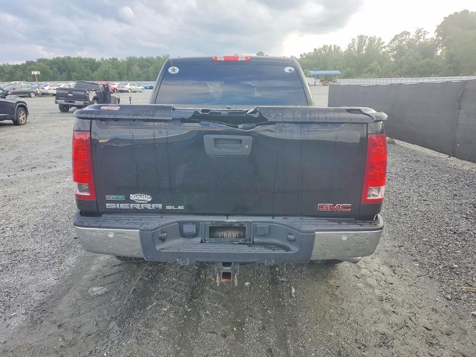 Photo 6 from auction – 2011 GMC SIERRA with VIN 3GTP2VE3XBG324774