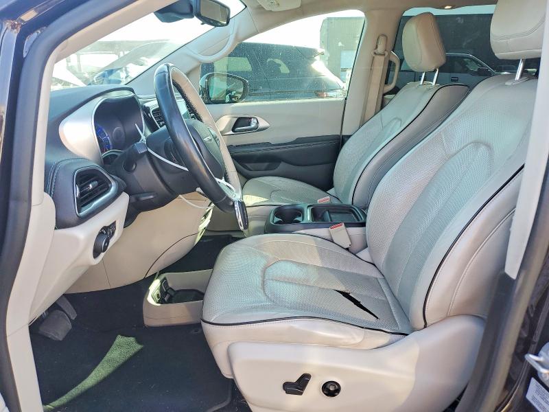Photo 7 from auction – 2017 CHRYSLER PACIFICA with VIN 2C4RC1N72HR712540