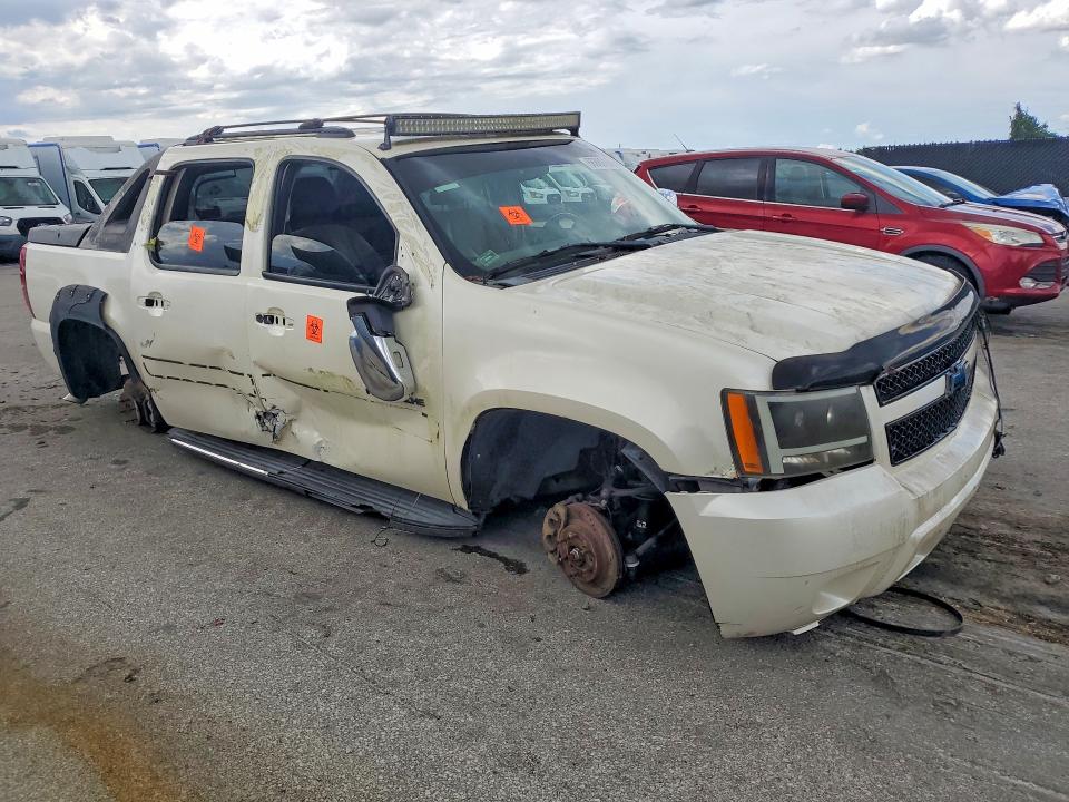 Photo 4 from auction – 2008 CHEVROLET AVALANCHE with VIN 3GNFK12358G193018