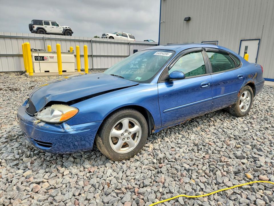 FORD TAURUS 2004 with VIN 1FAFP53U74A125682 - Photo from auction