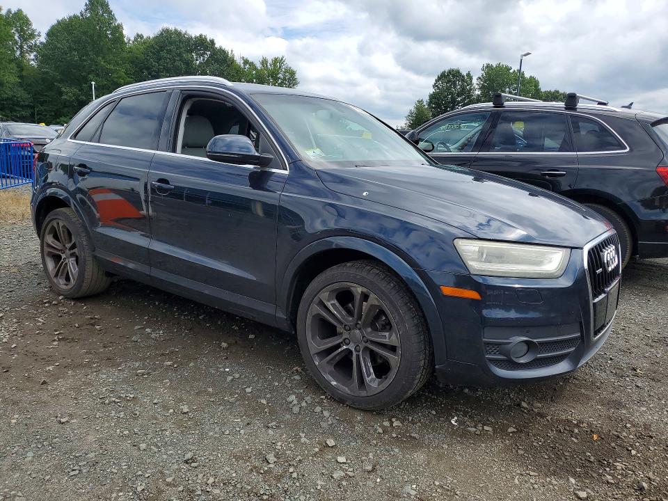 Photo 4 from auction – 2015 AUDI Q3 with VIN WA1GFCFS4FR009676