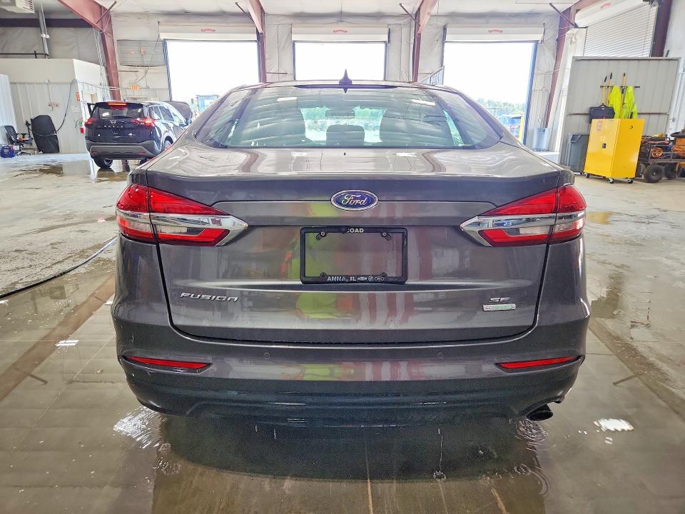 Photo 6 from auction – 2019 FORD FUSION with VIN 3FA6P0HD0KR229316