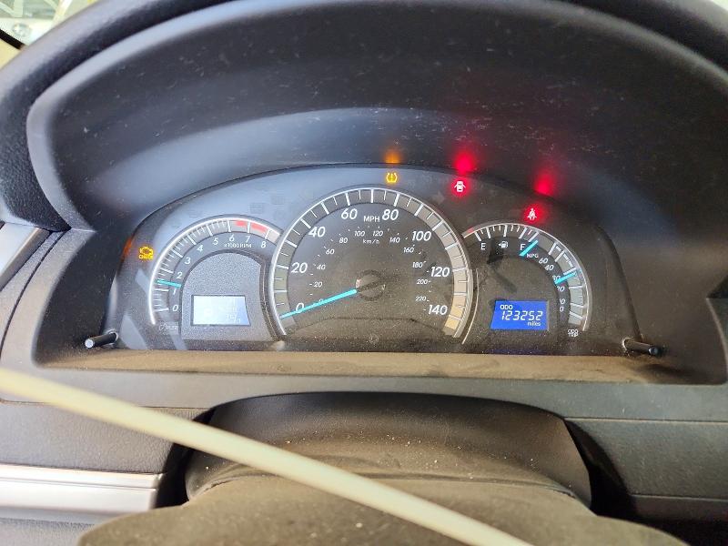 Photo 9 from auction – 2012 TOYOTA CAMRY with VIN 4T1BF1FK5CU577864