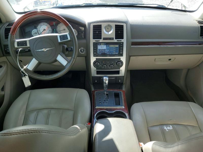 Photo 8 from auction – 2010 CHRYSLER 300C with VIN 2C3CA6CT8AH126224