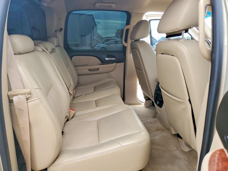 Photo 10 from auction – 2007 CHEVROLET AVALANCHE with VIN 3GNEC12067G182347