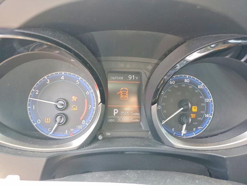 Photo 9 from auction – 2014 TOYOTA COROLLA with VIN 2T1BURHE7EC135426