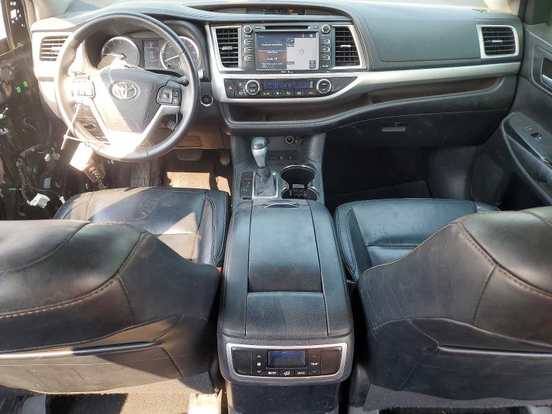 Photo 8 from auction – 2015 TOYOTA HIGHLANDER with VIN 5TDJKRFHXFS210594