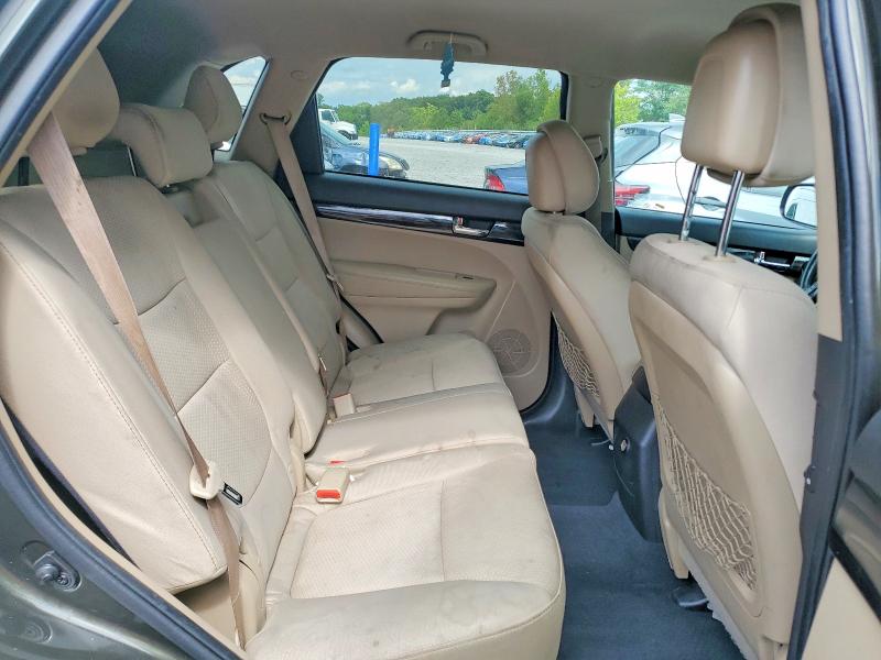 Photo 11 from auction – 2012 KIA SORENTO with VIN 5XYKT3A19CG191845