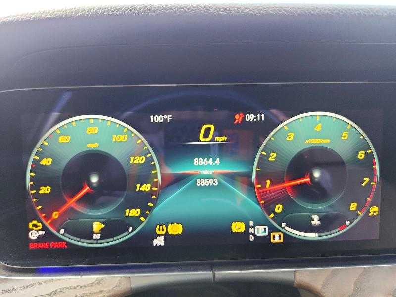 Photo 9 from auction – 2022 MERCEDES-BENZ E with VIN W1KZF8DB0NB044257