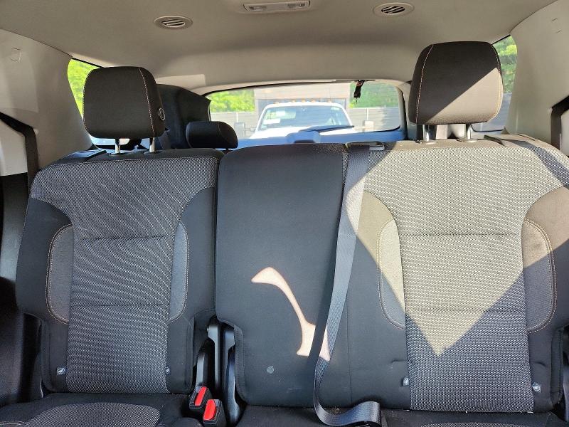 Photo 10 from auction – 2018 CHEVROLET TRAVERSE with VIN 1GNERFKW3JJ106087