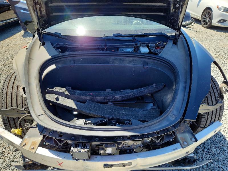 Photo 11 from auction – 2018 TESLA MODEL 3 with VIN 5YJ3E1EA0JF155253