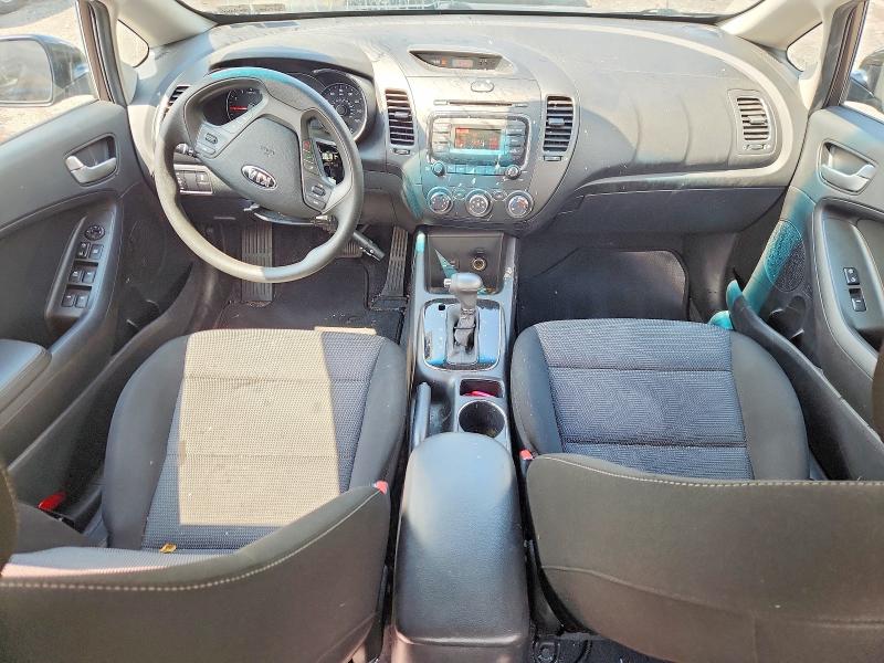 Photo 8 from auction – 2017 KIA FORTE with VIN 3KPFK4A70HE132931