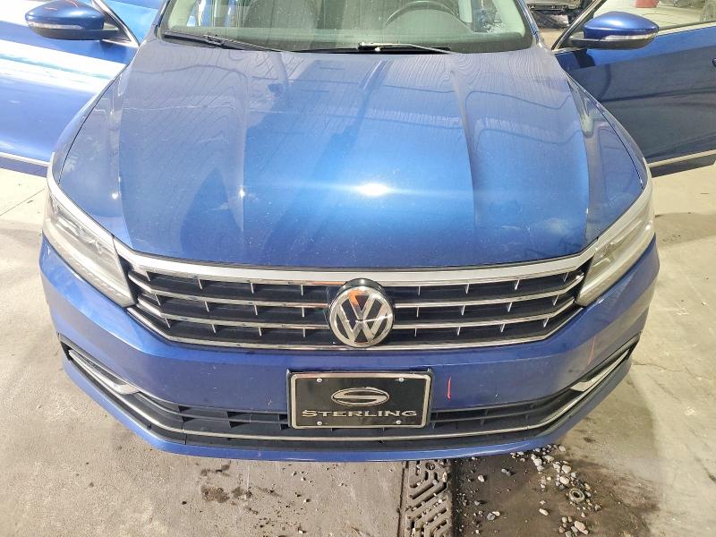 Photo 11 from auction – 2016 VOLKSWAGEN PASSAT with VIN 1VWBT7A37GC068433