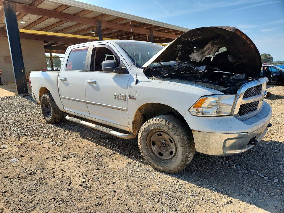 Photo 4 from auction – 2018 RAM 1500 with VIN 1C6RR7LT5JS101799
