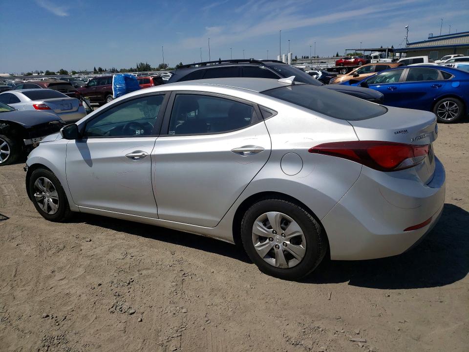 Photo 2 from auction – 2016 HYUNDAI ELANTRA with VIN 5NPDH4AE5GH700007