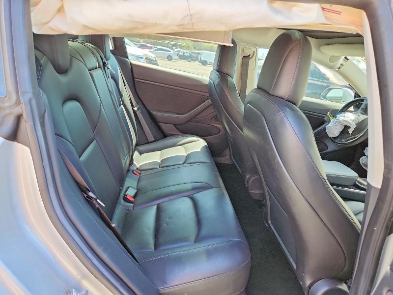 Photo 10 from auction – 2018 TESLA MODEL 3 with VIN 5YJ3E1EA4JF095347